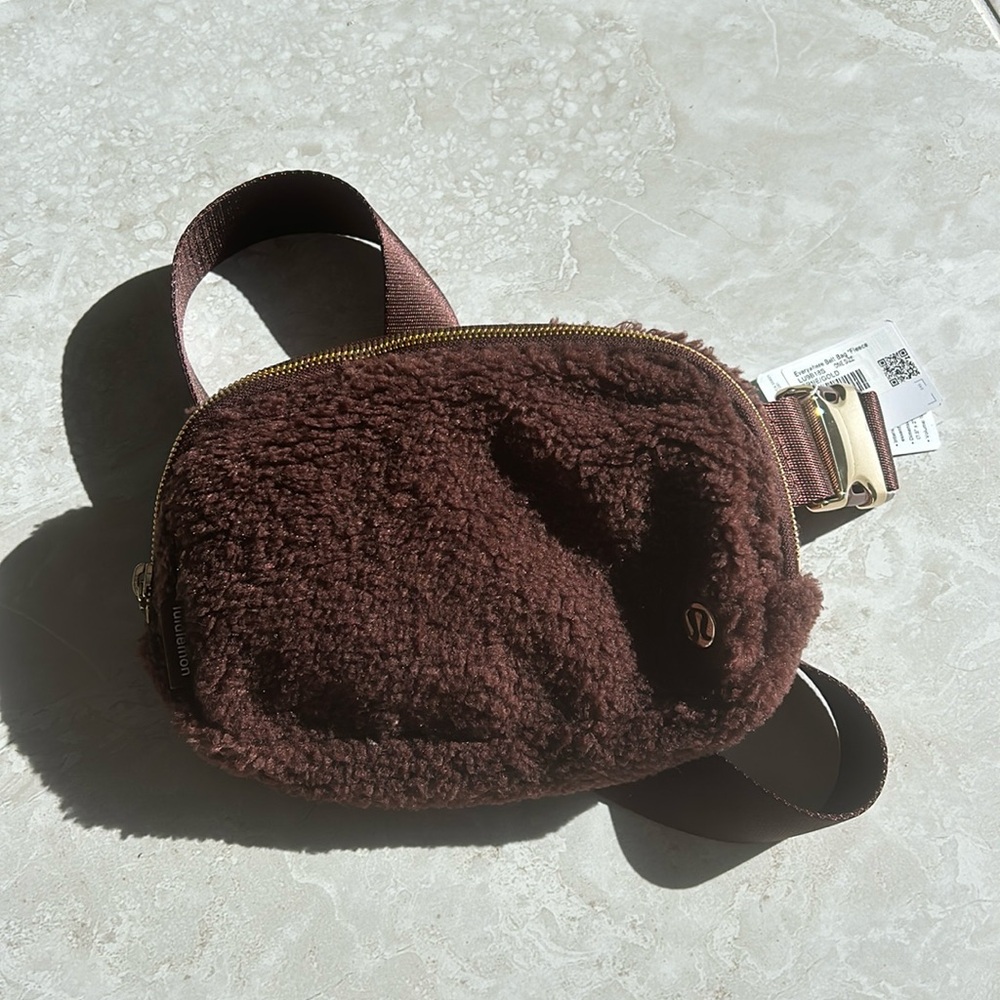 Lululemon Fleece Everywhere Belt Bag
